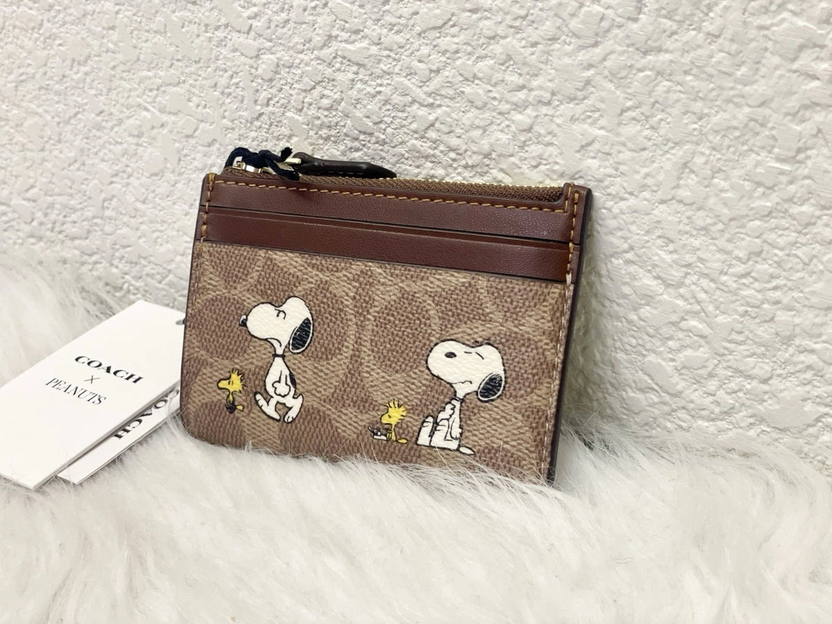 Coach X Peanuts Mini Skinny ID Case Signature Canvas Snoopy CBT14 NWT